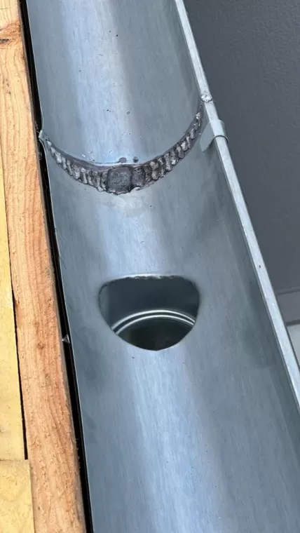 Gouttières zinc