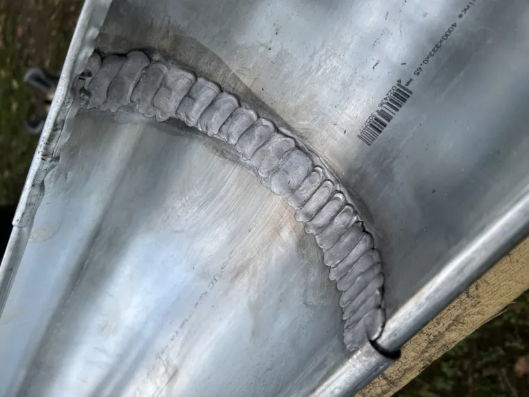 Soudure gouttière zinc