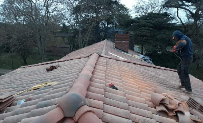 Faîtage et arêtiers DC12